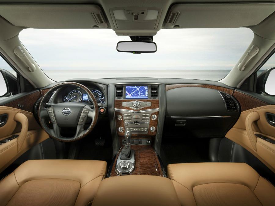  Nissan Patrol 2014 года  (фото 3 из 6)